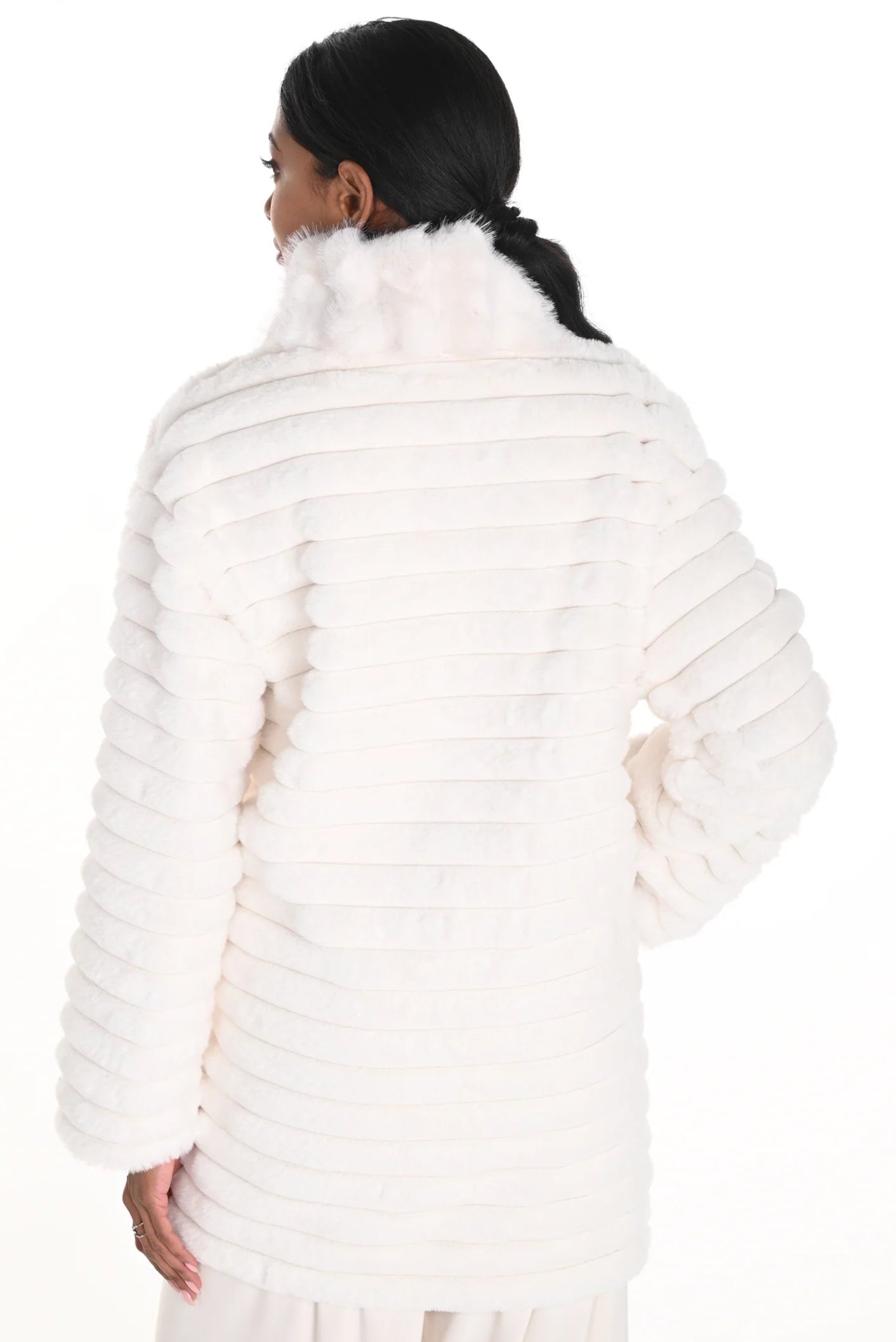 FRANK LYMAN- WOMEN'S FAUX FUR JACKET 259754