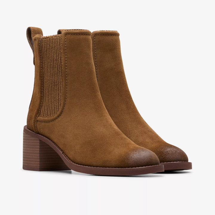 CLARKS- WOMEN'S CHAMBERLY TOP BOOT