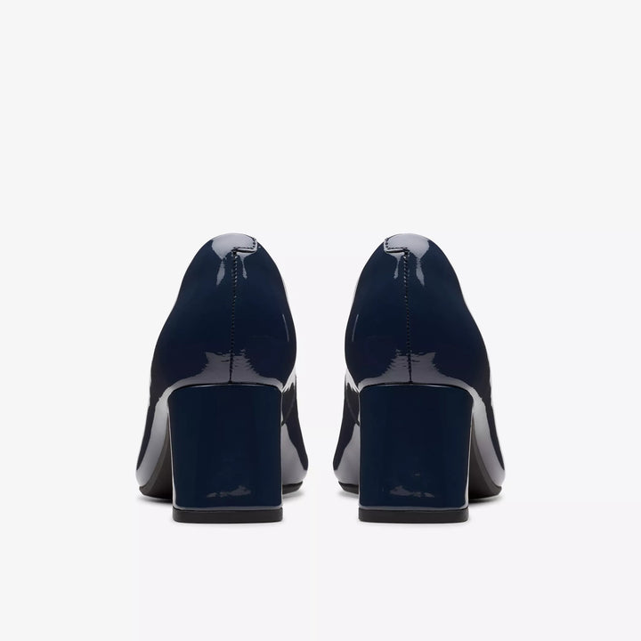 CLARKS - WOMEN'S CASH FERNIE TRIM