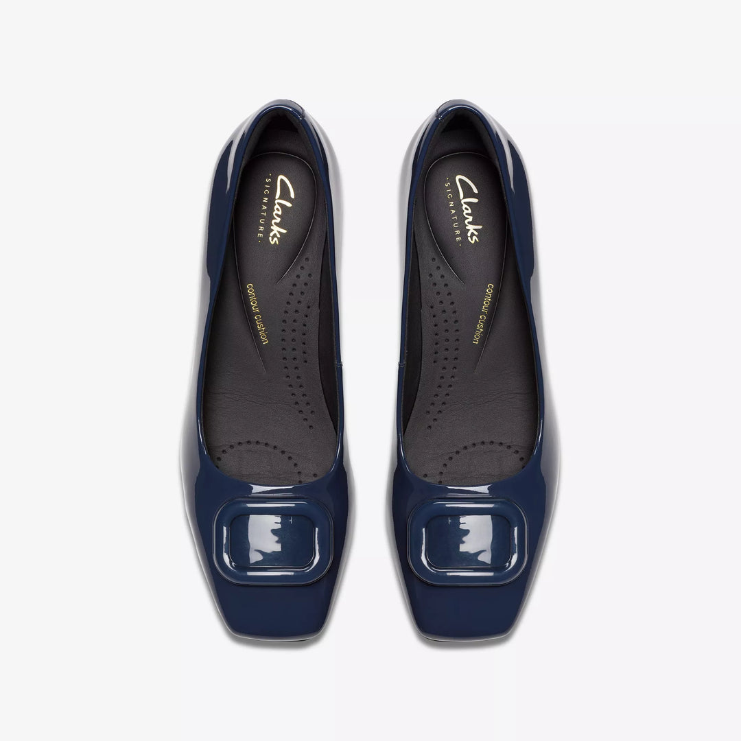 CLARKS - WOMEN'S CASH FERNIE TRIM