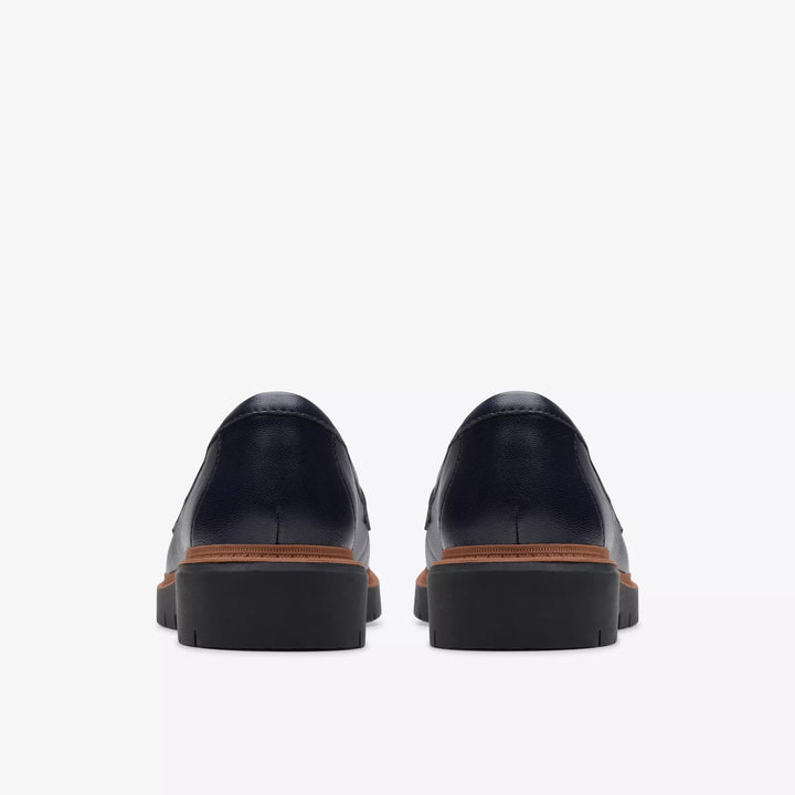 CLARKS - WOMEN'S WESTLYNN GLOW SHOE (Navy)