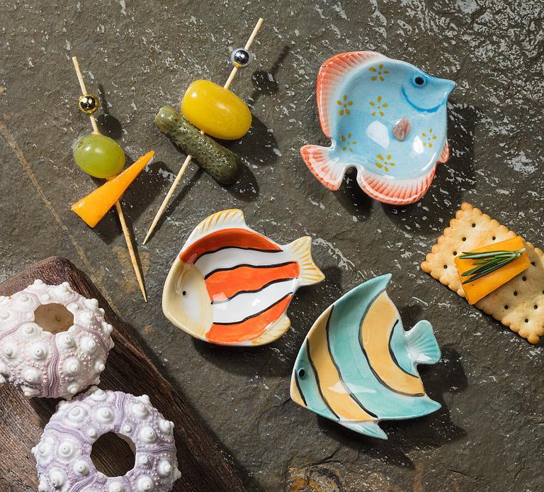 ABBOTT - SMALL STRIPED FISH DISH 3"