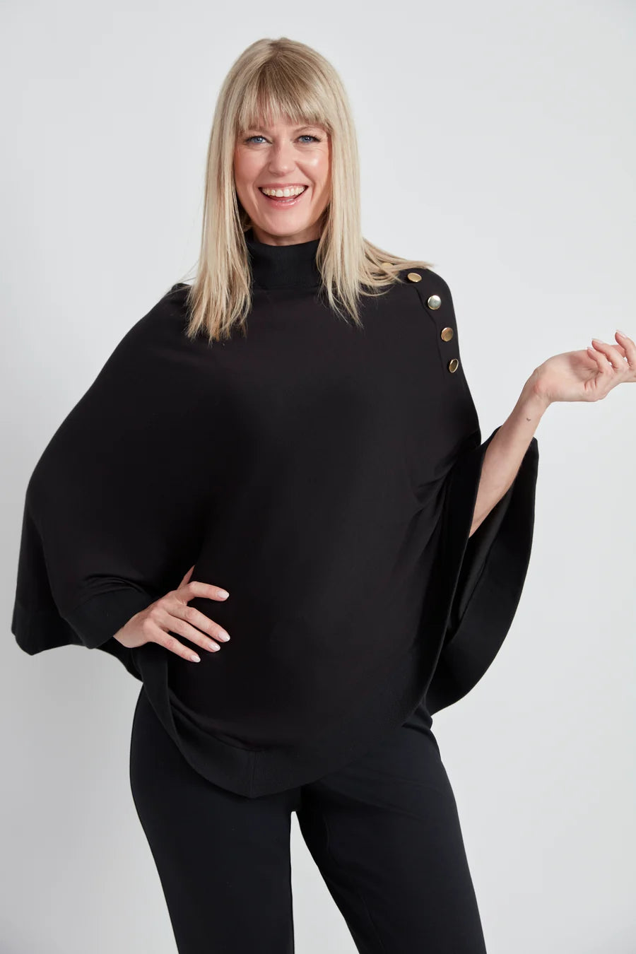 UP! - WOMEN'S CAPE TOP