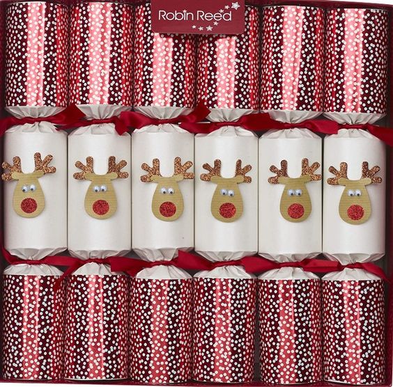 ROBIN REED- RACING REINDEER CHRISTMAS CRACKERS 