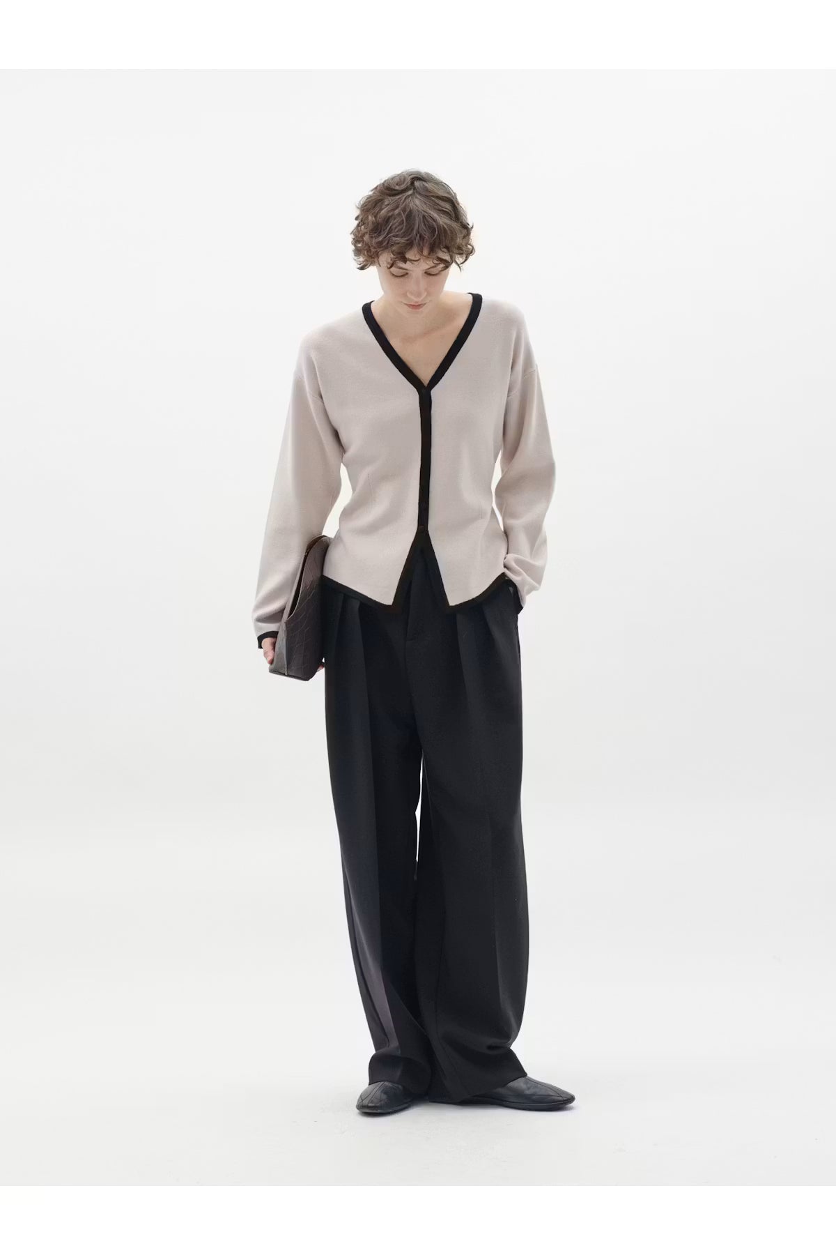 IN WEAR - YENAHIW CONTRAST CARDIGAN