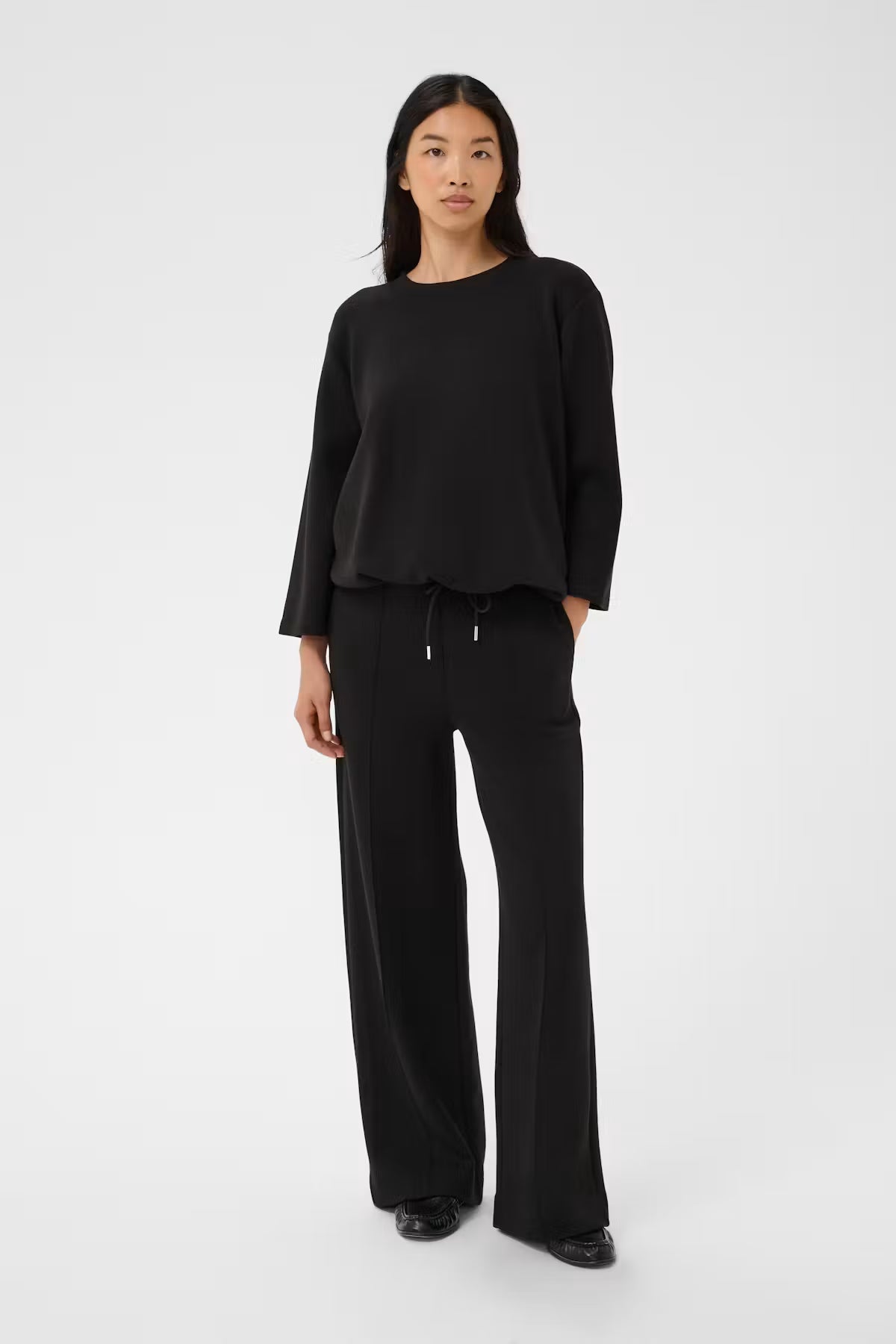 PART TWO - WOMEN'S CHELSEYPW SWEATSHIRT