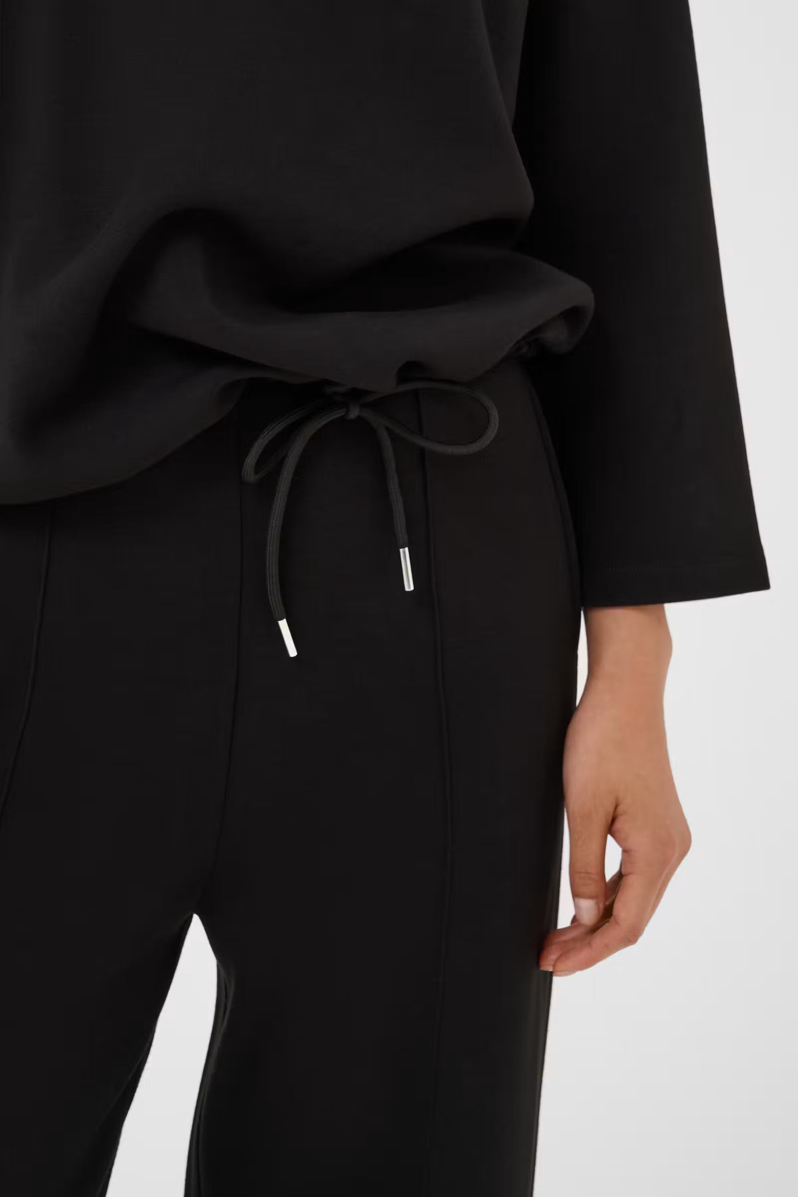 PART TWO - WOMEN'S CHELSEYPW SWEATSHIRT