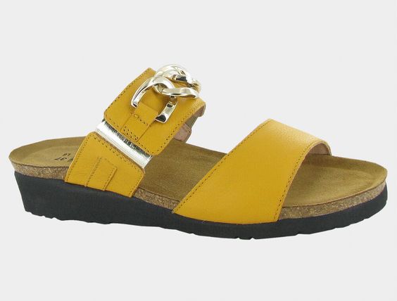 NAOT- WOMEN'S VICTORIA SANDAL