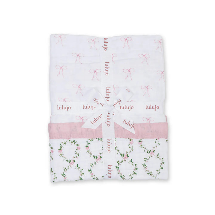 LULUJO - VINTAGE MUSLIN QUILT BOWS/ROSE TRELLIS