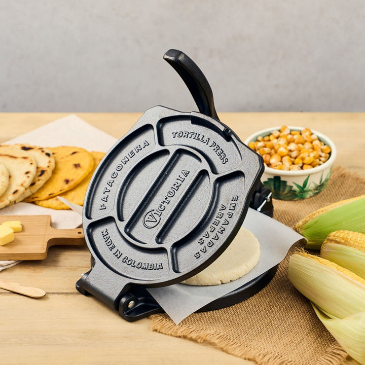 VICTORIA - TORTILLA PRESS 8" SEASONED