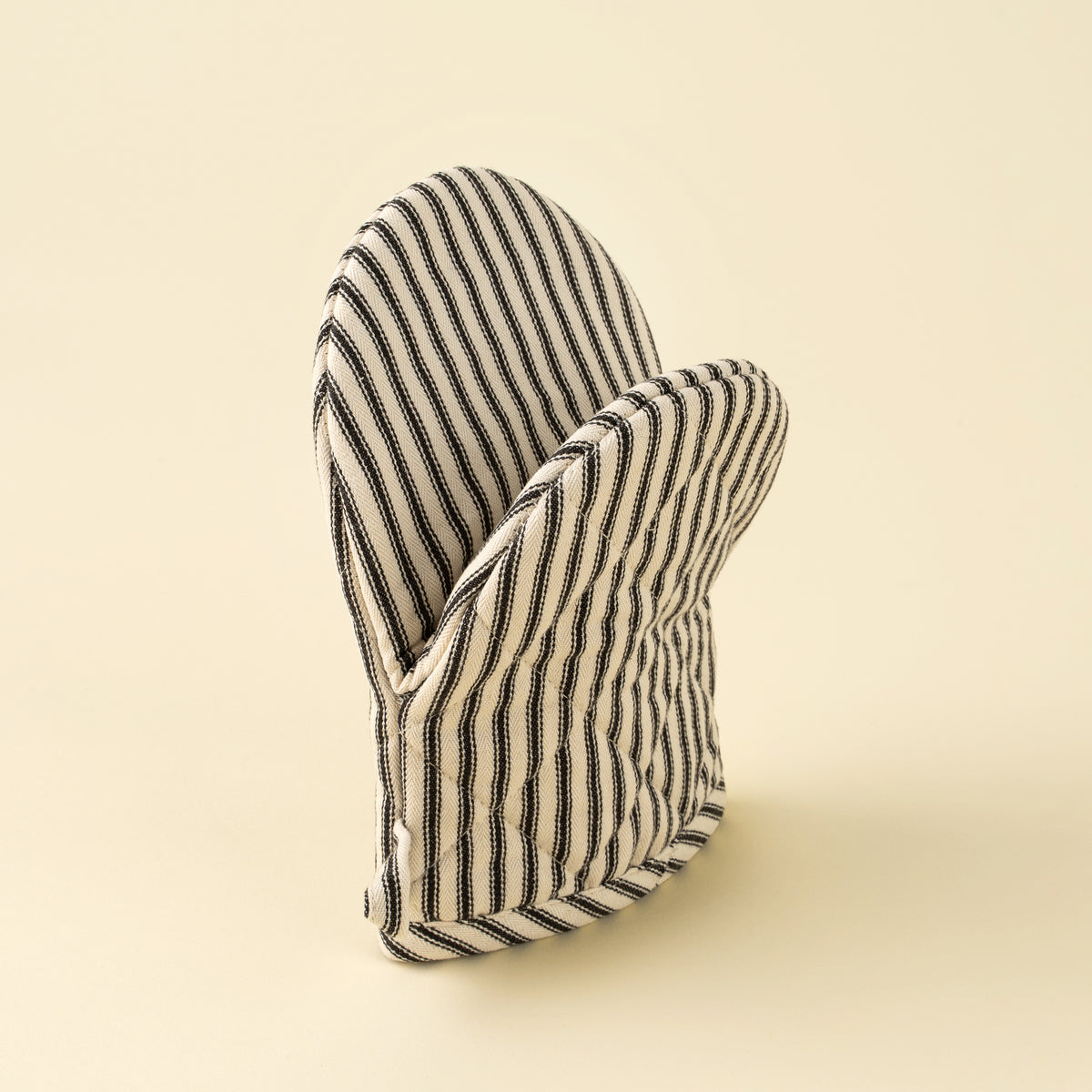 INDABA - BLACK TICKING OVEN MITT