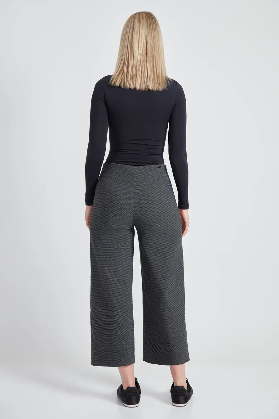 UP! - WOMEN'S CROP GAUCHO