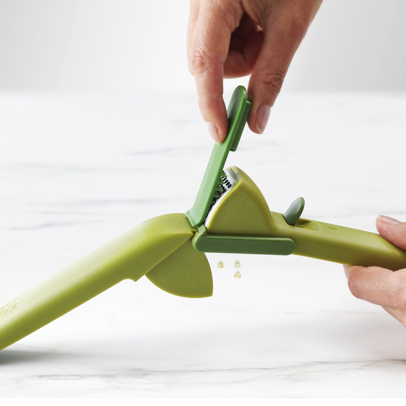JOSEPH JOSEPH - CLEAN FORCE GARLIC PRESS