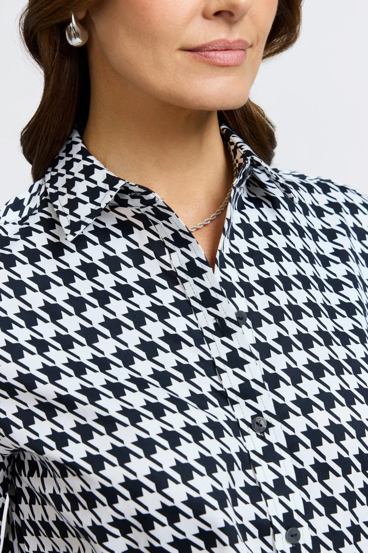 FOXCROFT - WOMENS Meghan Classic Houndstooth Shirt