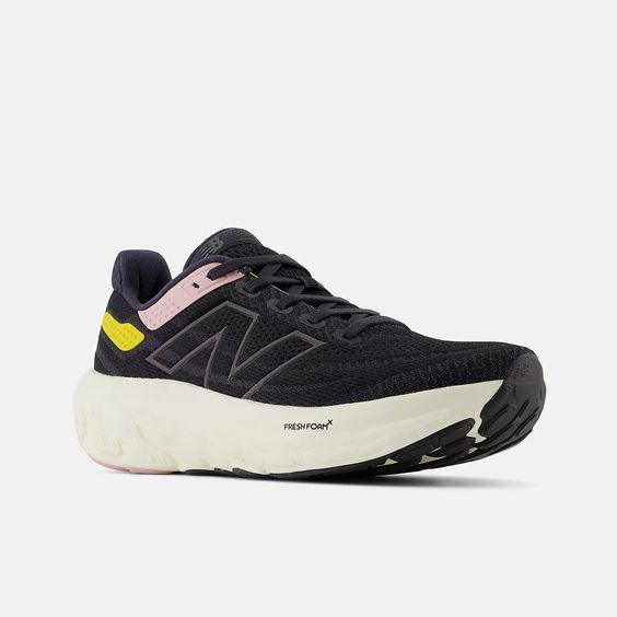 NEW BALANCE- WOMEN'S 1080 ATHLETIC SHOE