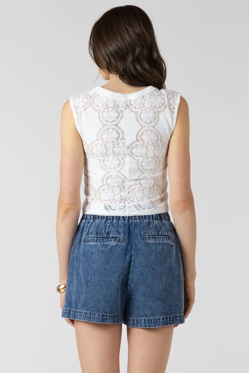 DEX - LACE CUTOUT BUTTON FRONT TANK