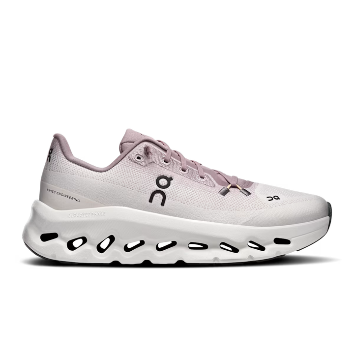 ON RUNNING - WOMEN'S CLOUDTILT SHOE