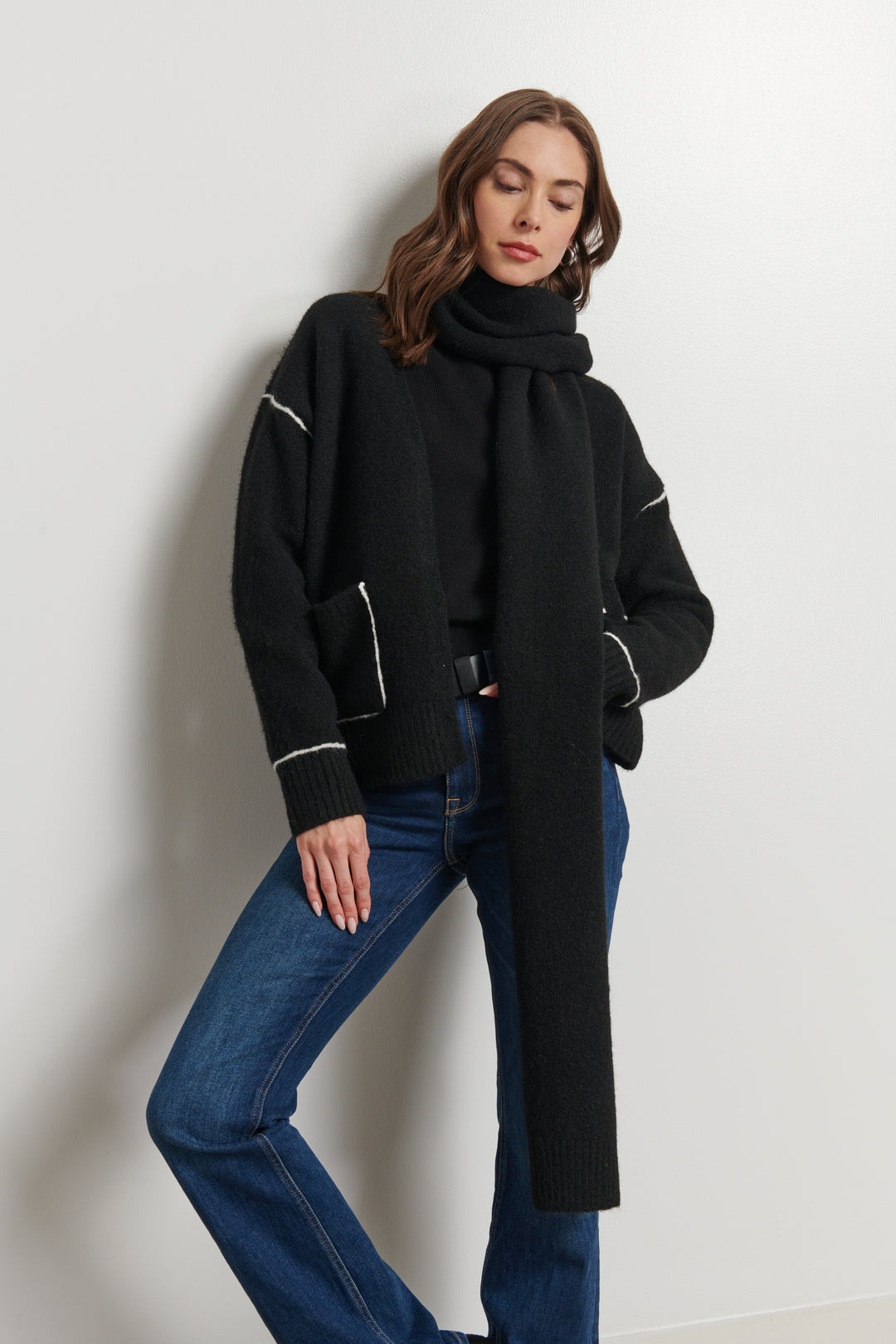 LINE - WOMEN'S PARIS SWEATER