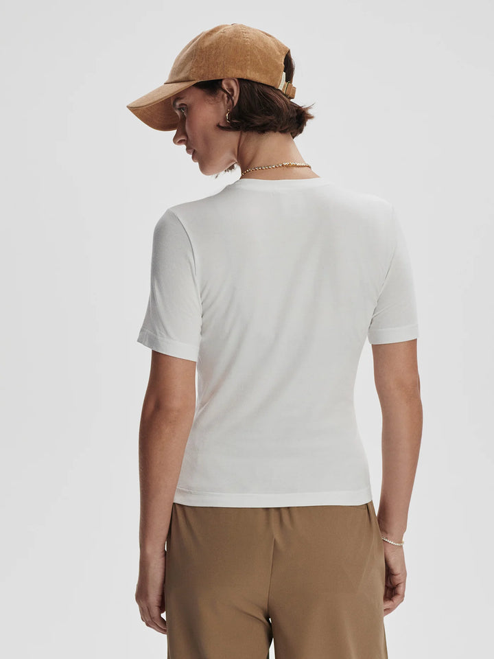 VARLEY- WOMEN'S REGINA FITTED TEE