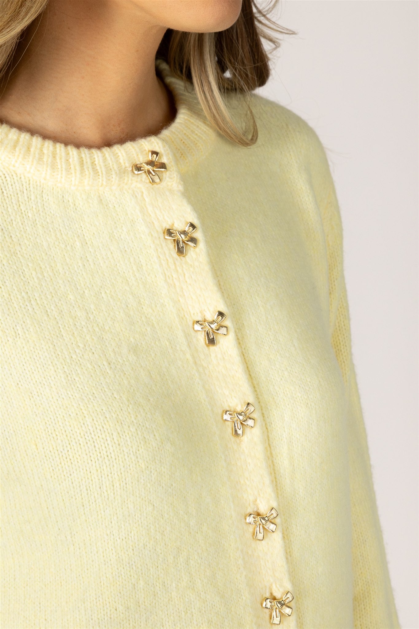 LYLA & LUXE - AISHABOW NOVELTY CARDI