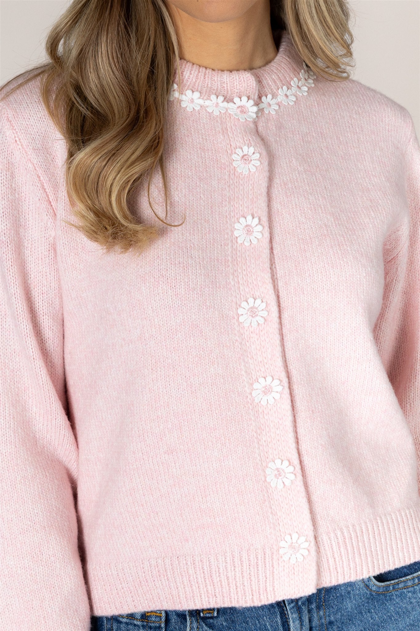 LYLA & LUXE - AISHADSY NOVELTY DAISY CARDI
