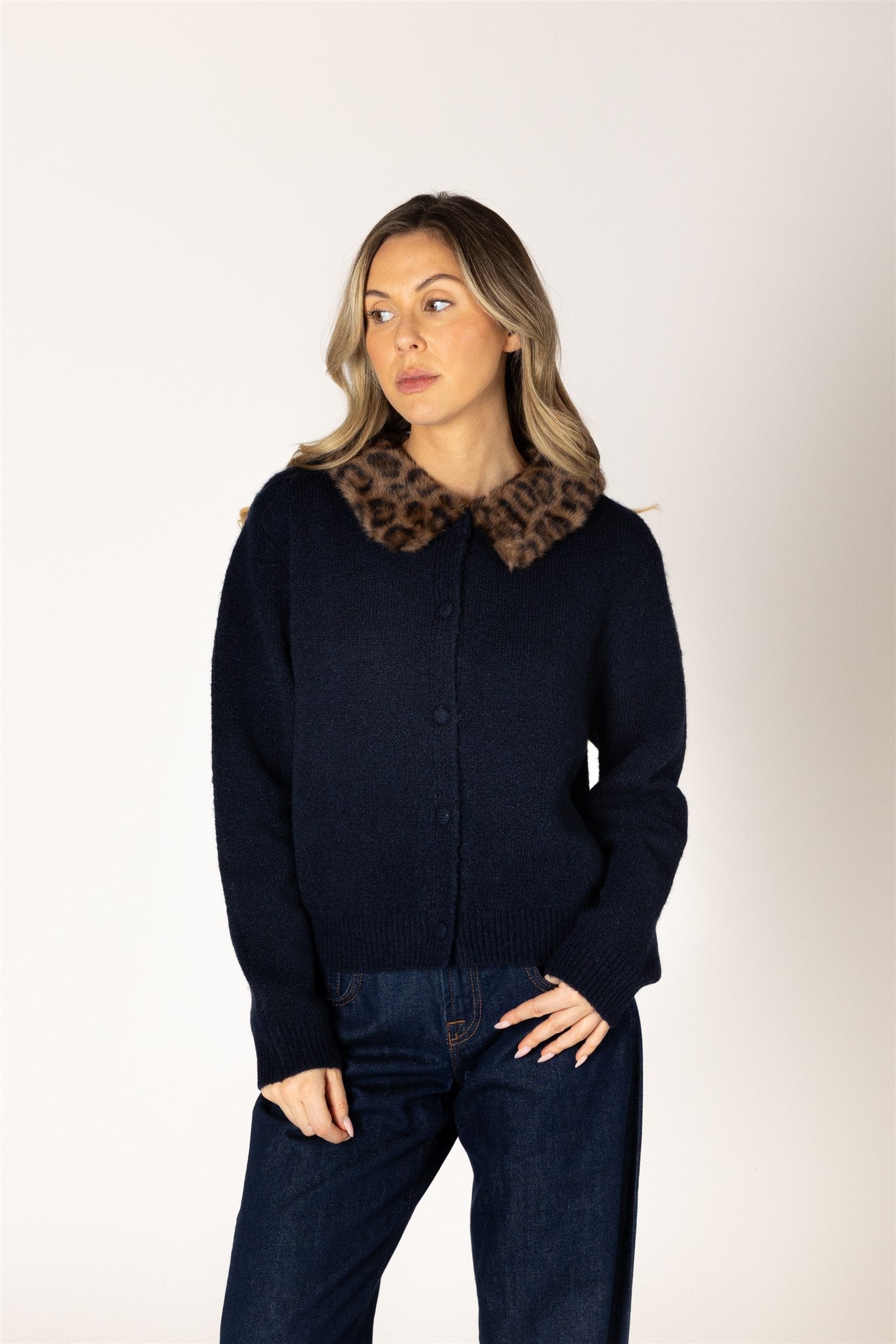 LYLA & LUXE - AURORA NOVELTY FUR COLLAR CARDI