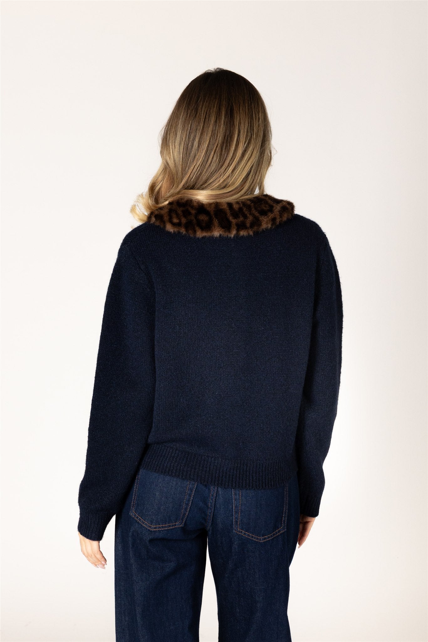 LYLA & LUXE - AURORA NOVELTY FUR COLLAR CARDI