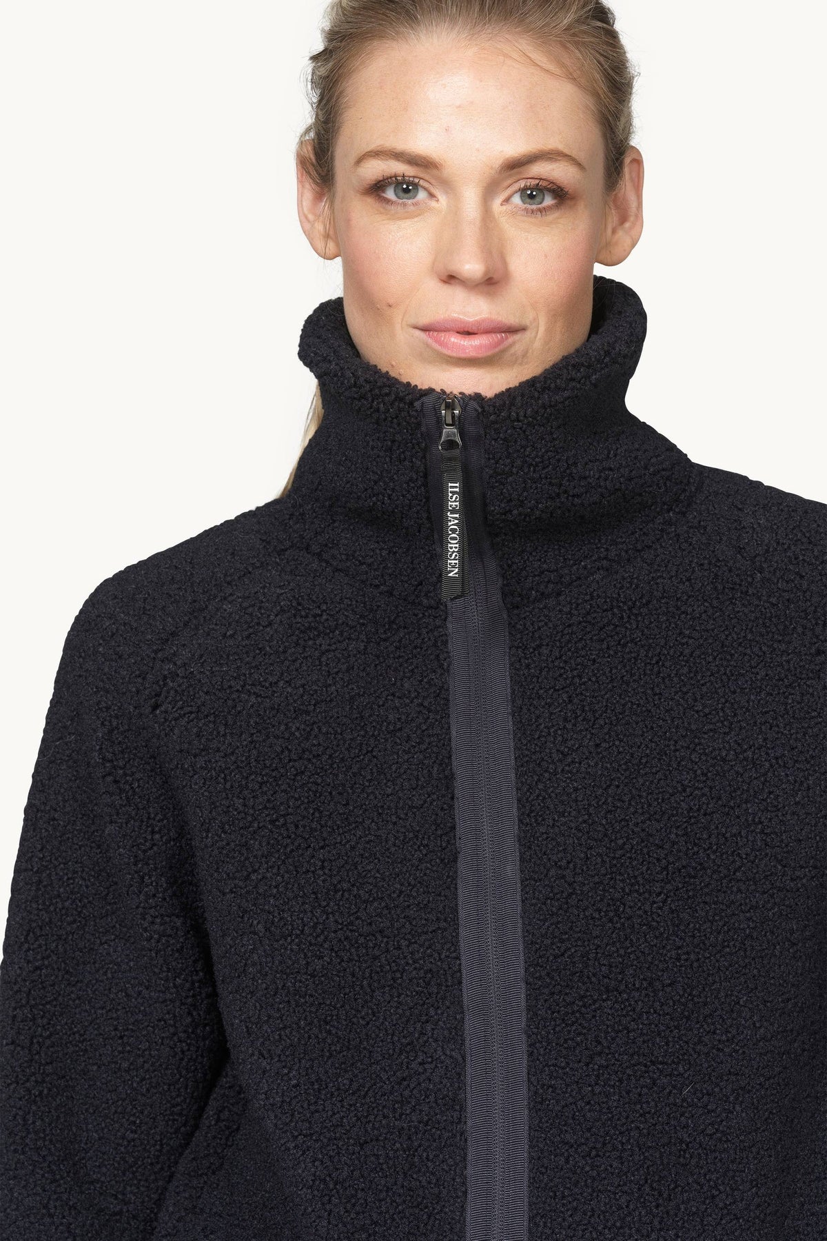 ILSE JACOBSEN - WOMEN'S SHORT FLEECE COAT