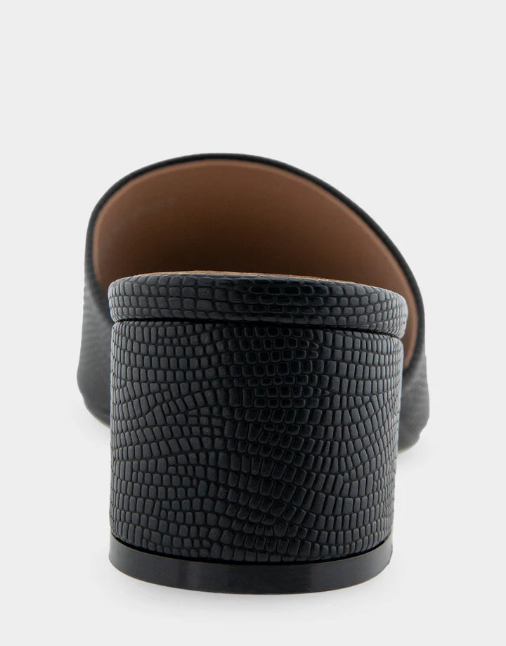 AEROSOLE- WOMEN'S COMO HEELED SLIDE SANDAL