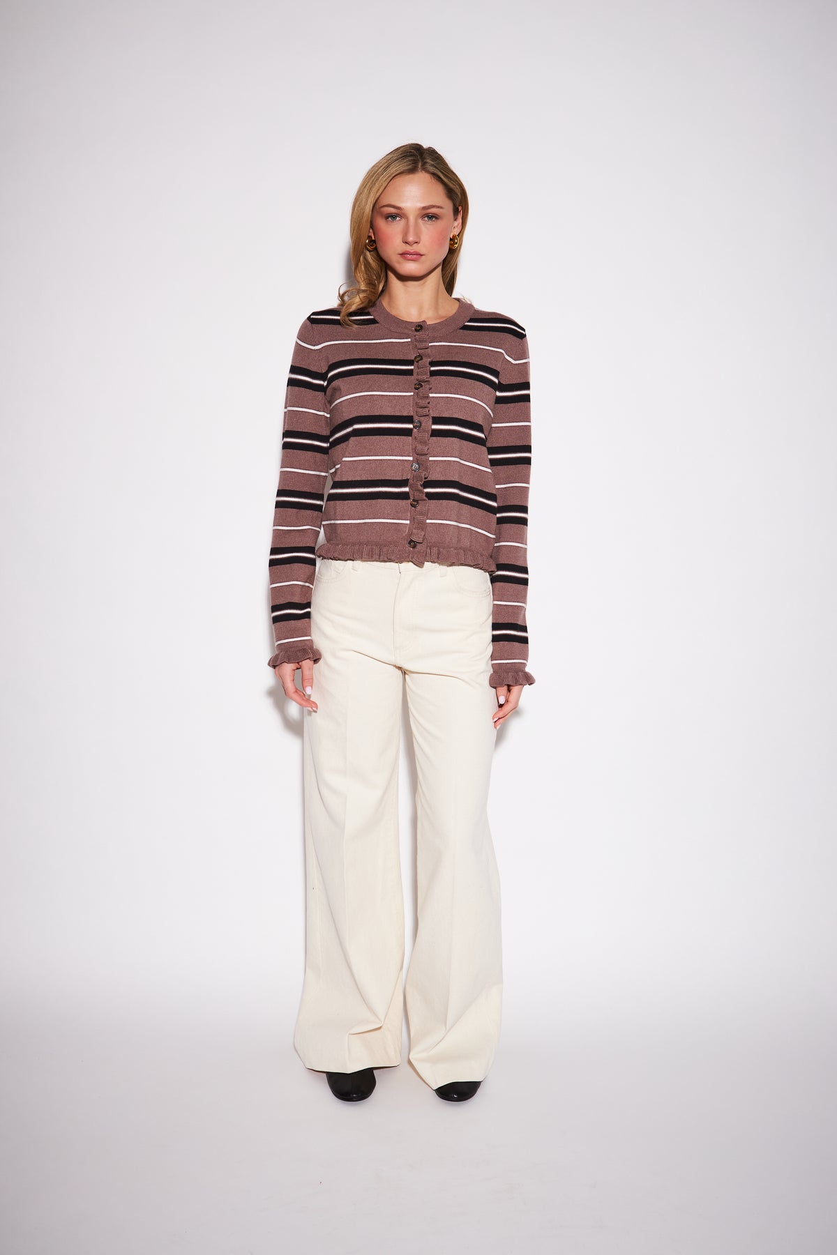 JOHN & JENN - WOMEN'S CRUE SWEATER