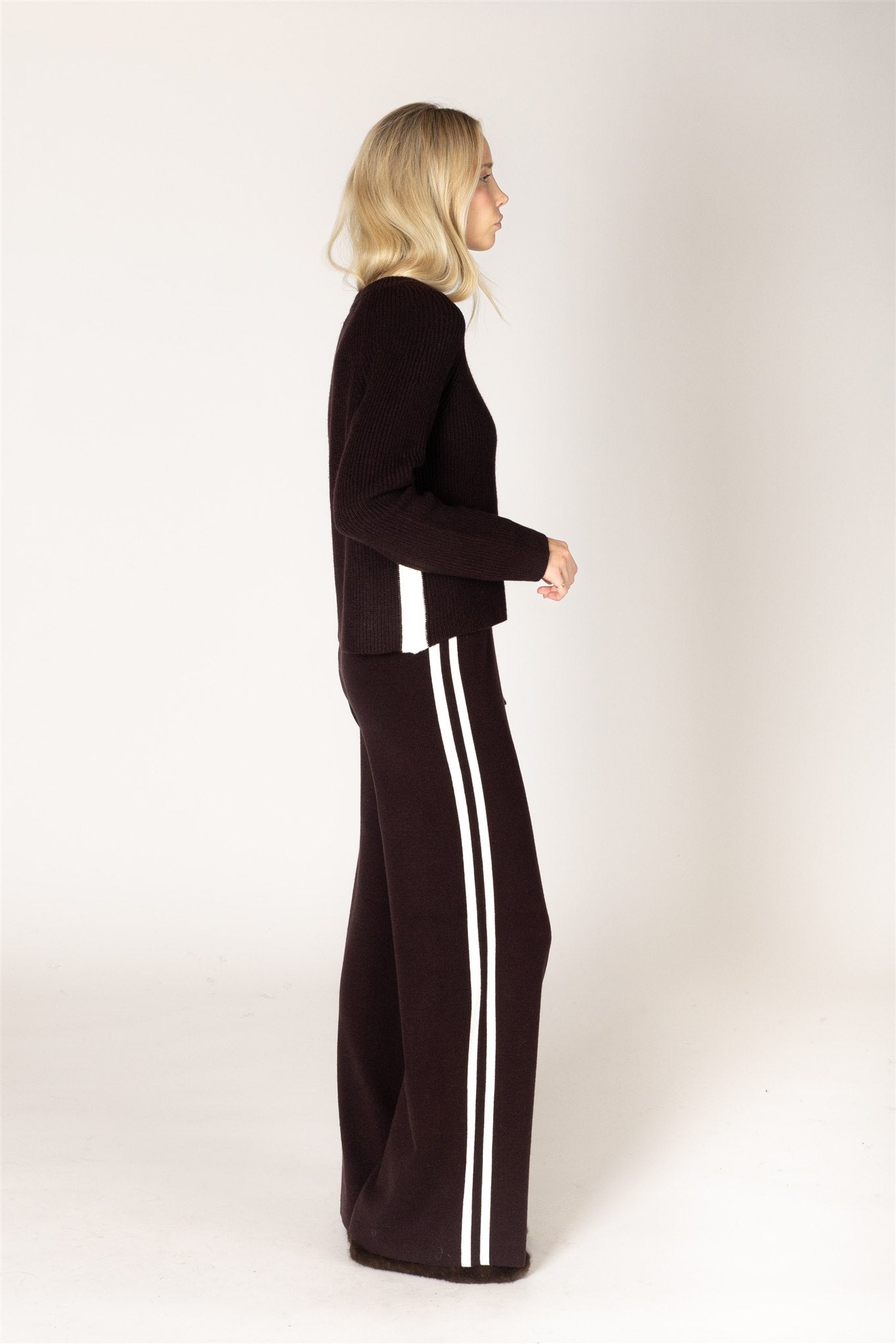 LYLA & LUXE - DANIKA ESSENTIALS RIB SWEATER