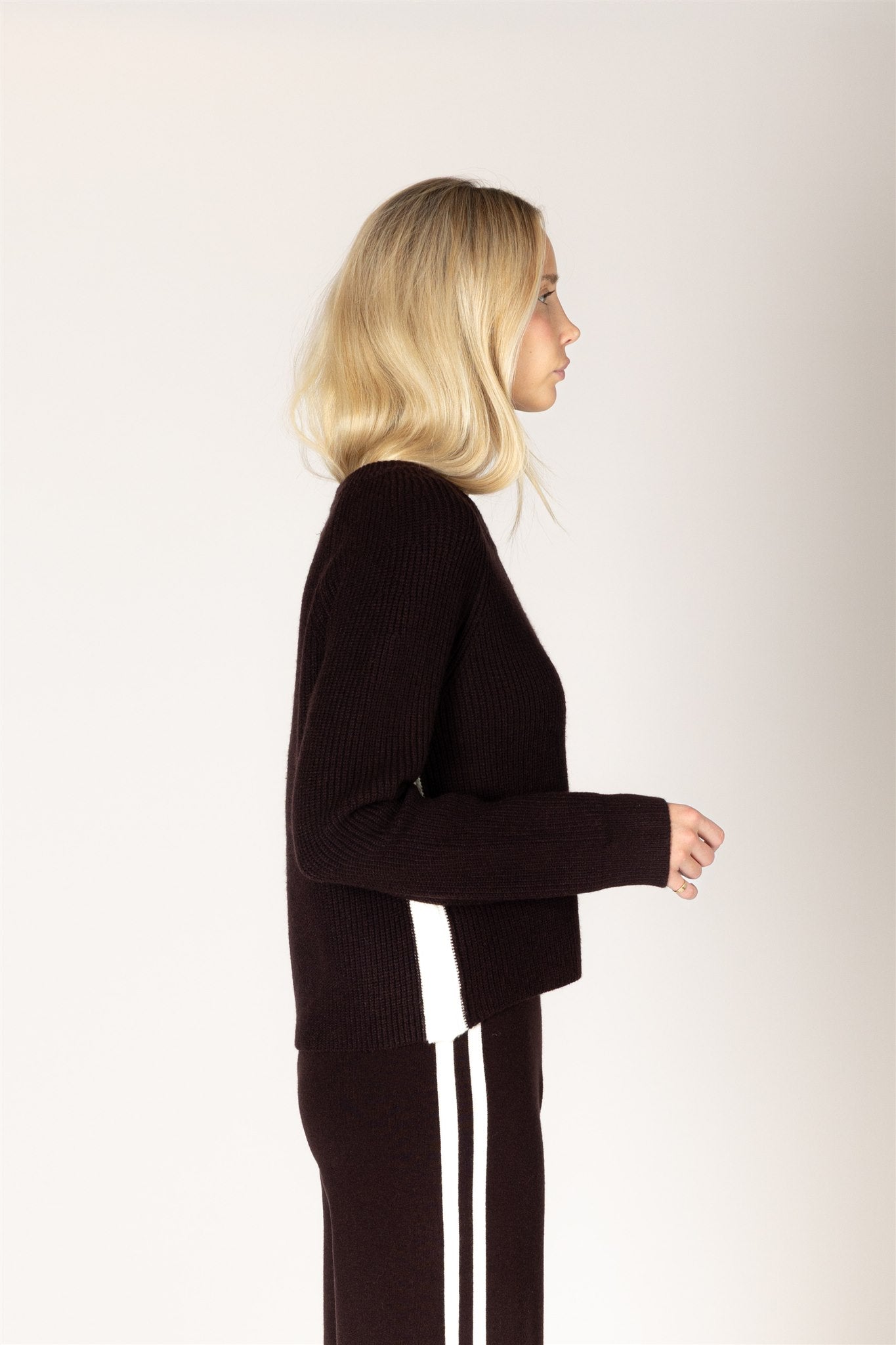 LYLA & LUXE - DANIKA ESSENTIALS RIB SWEATER