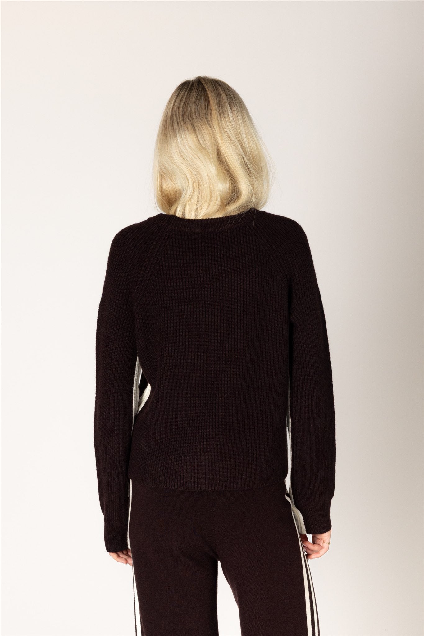 LYLA & LUXE - DANIKA ESSENTIALS RIB SWEATER