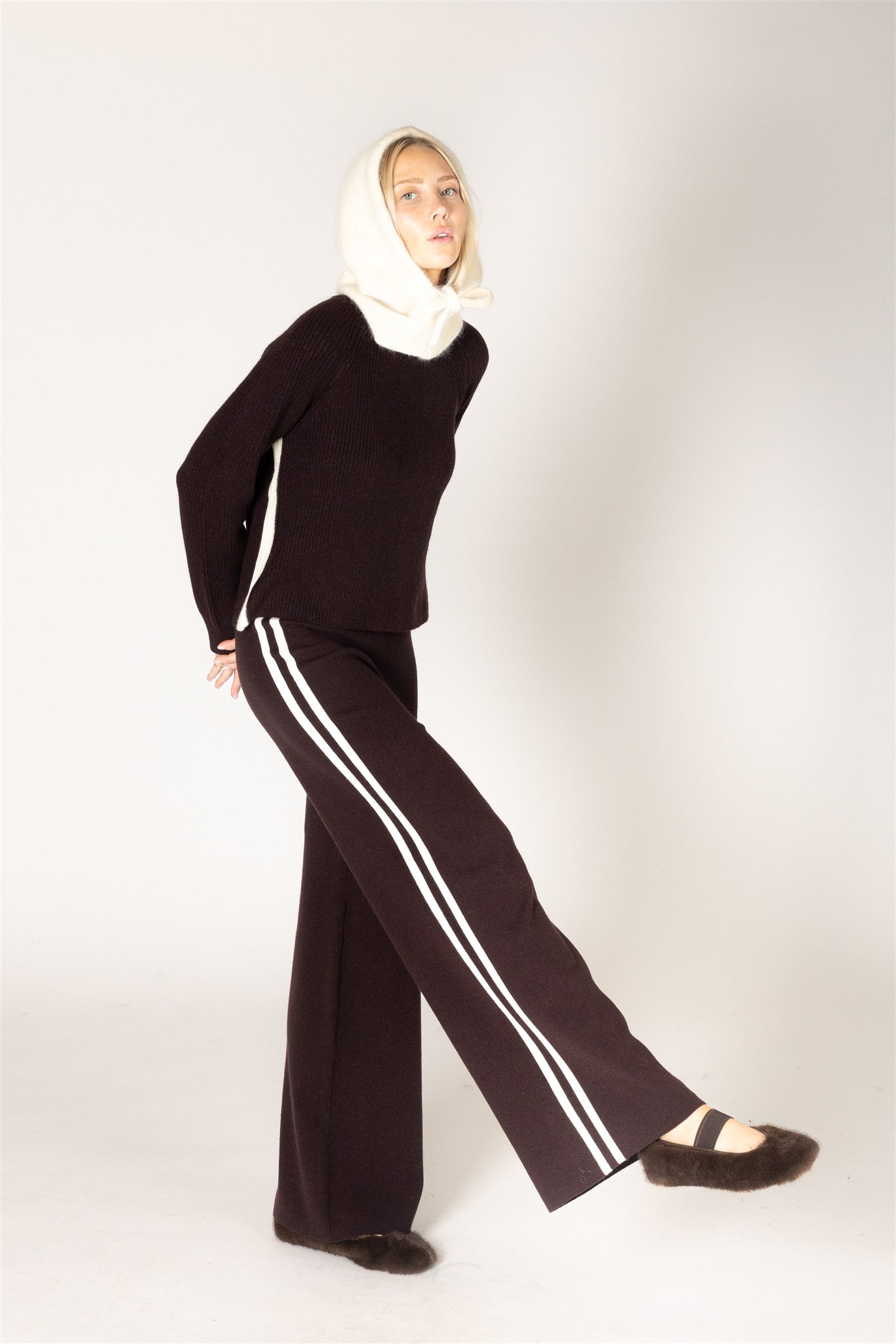 LYLA & LUXE - DANIKA ESSENTIALS RIB SWEATER