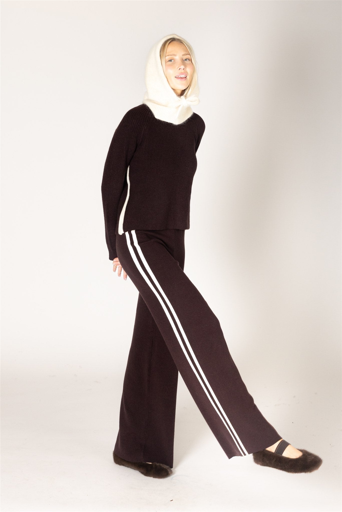 LYLA & LUXE - DANIKA ESSENTIALS RIB SWEATER