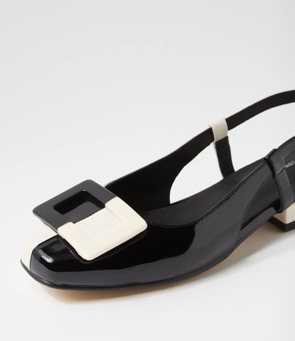 DJANGO & JULIETTE - WOMEN'S BROOKES SHOE