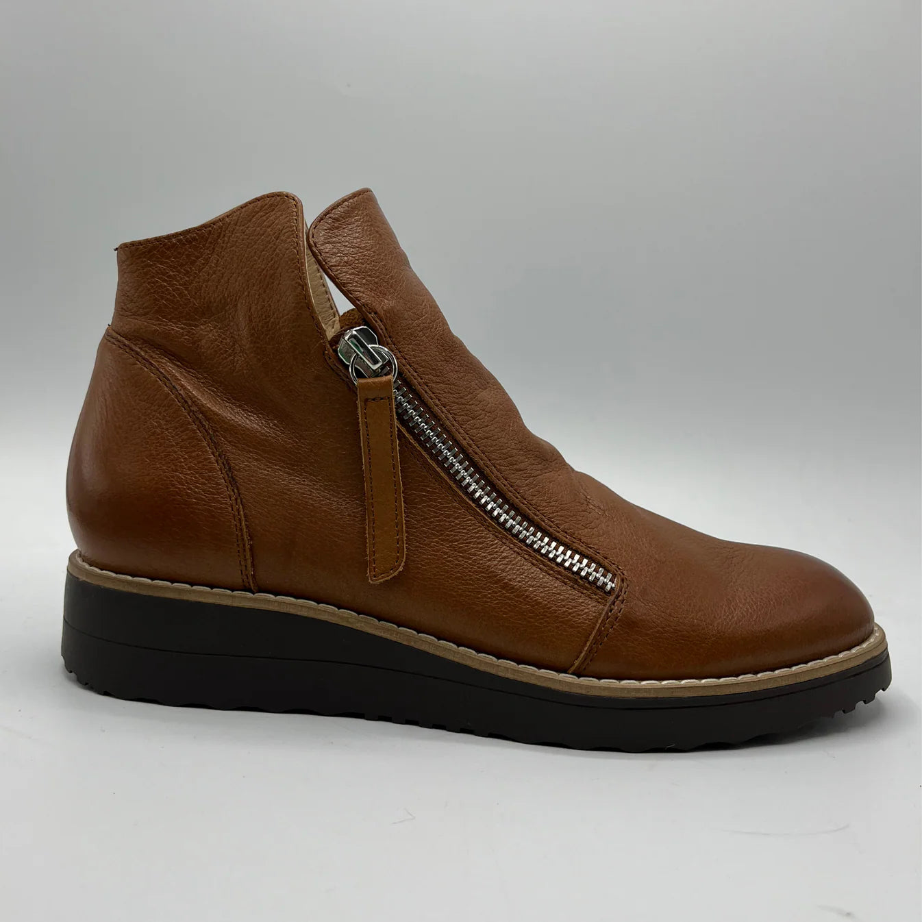 DJANGO & JULIETTE - WOMEN'S OHMY BOOT 