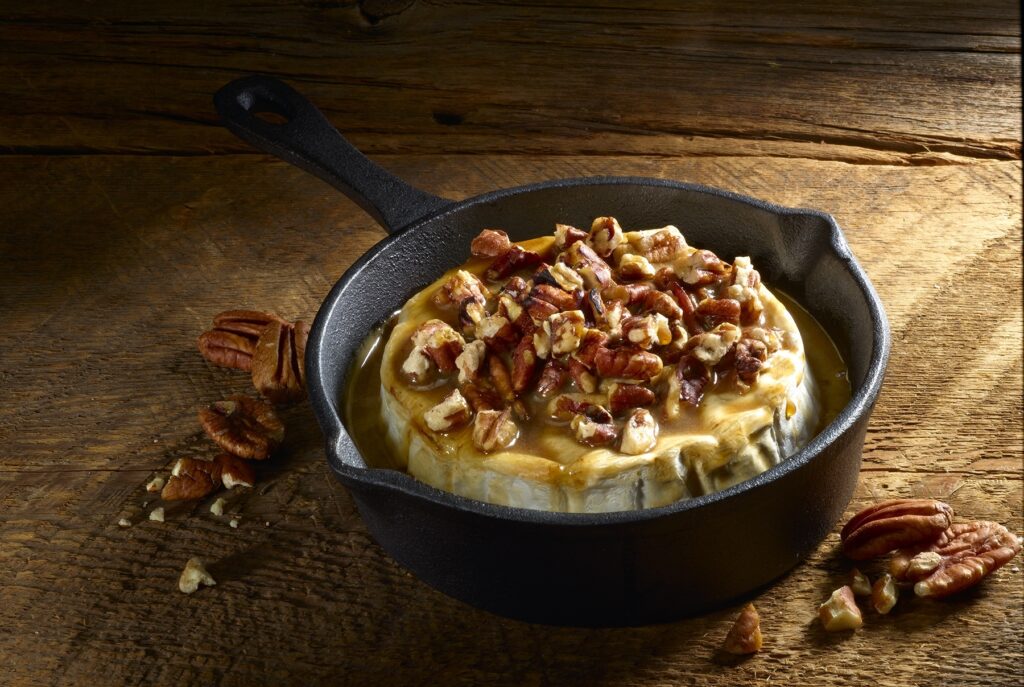 GOURMET DU VILLAGE - PECAN & BROWN SUGAR BAKED BRIE TOPPING
