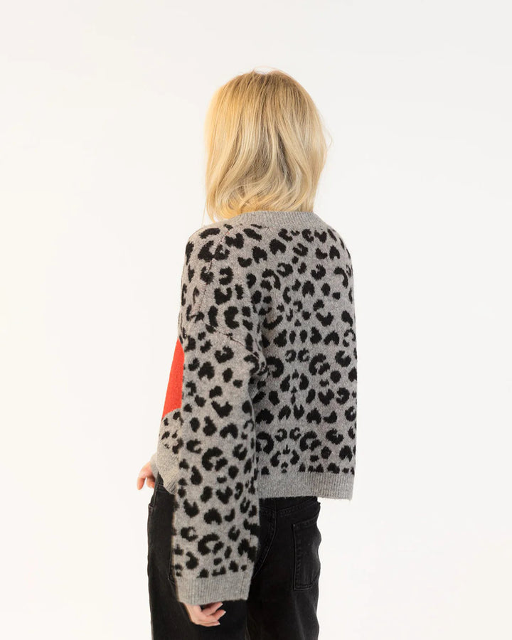 LYLA & LUXE - WOMEN'S ETTA ANIMAL SWEATER