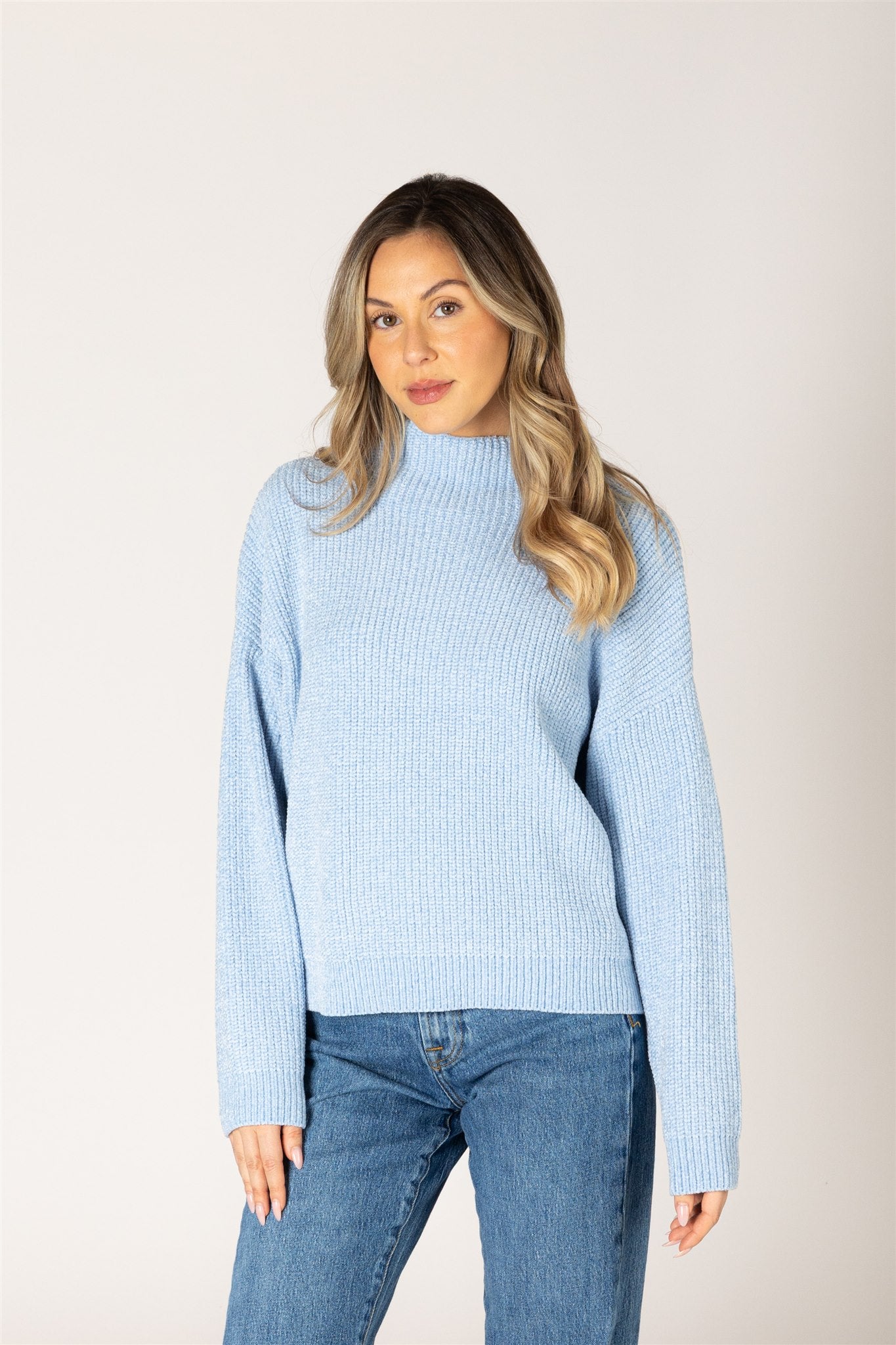 LYLA & LUXE - EVOLETCHNL CHENILLE MOCK RIB SWEATER