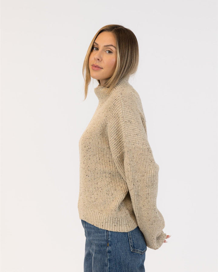 LYLA & LUXE - WOMEN'S EVOLET FLECK SWEATER