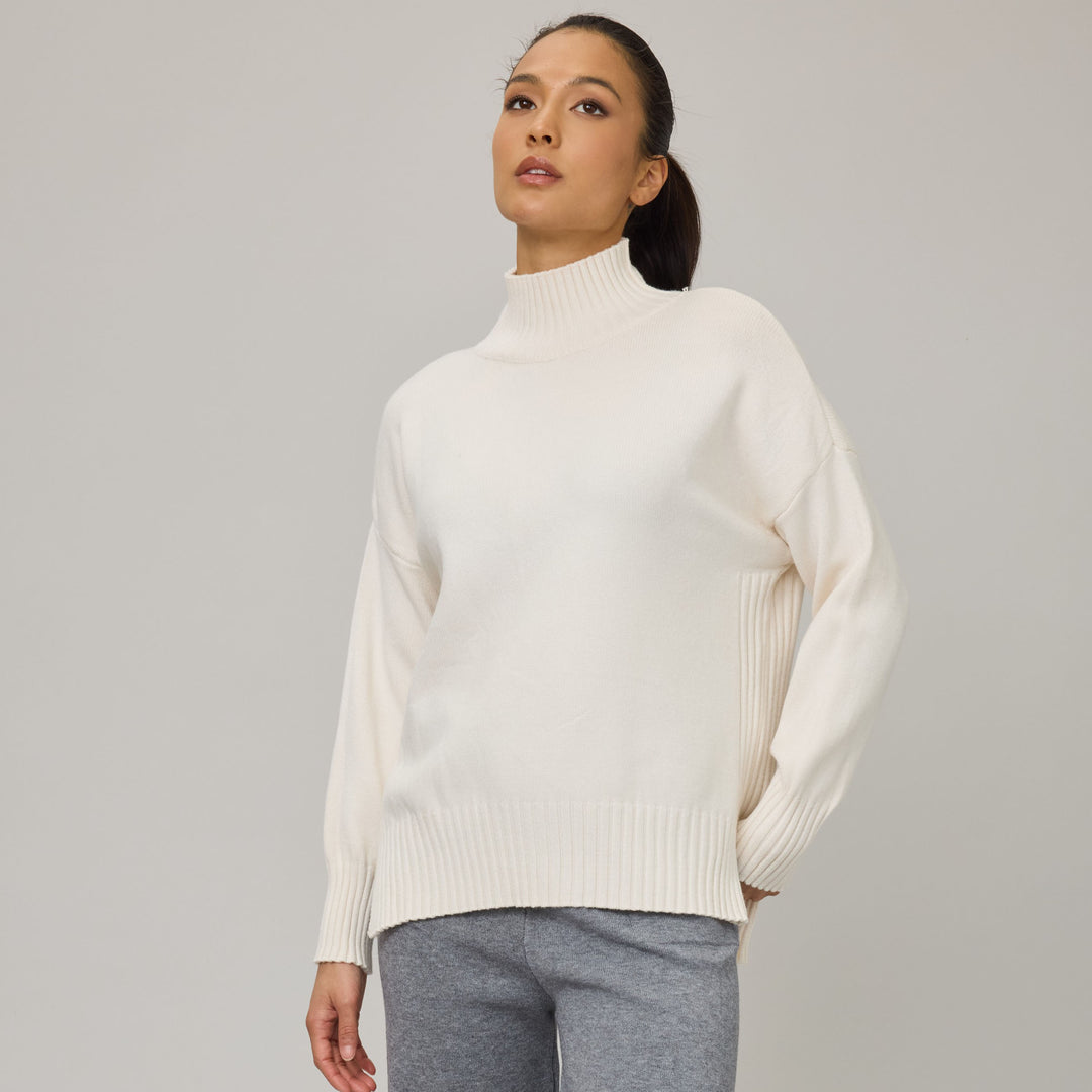 PISTACHE- WOMEN'S ESSENTIAL MOCK NECK KNIT SWEATER