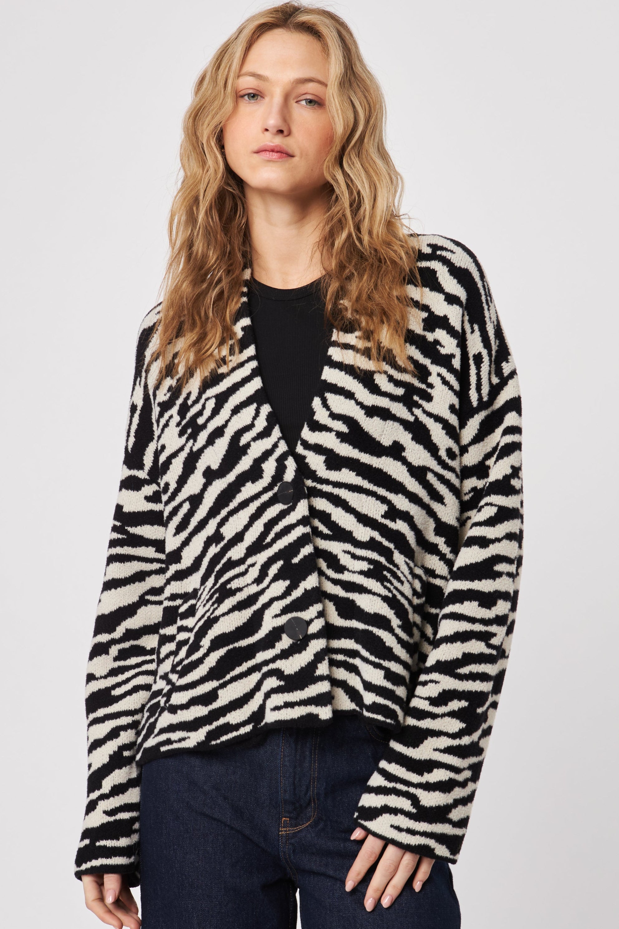JOHN + JENN - WOMENS SWEATER XAVIER