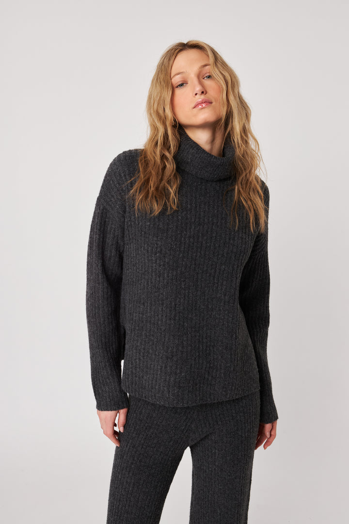 JOHN + JENN- WOMENS SWEATER JETT