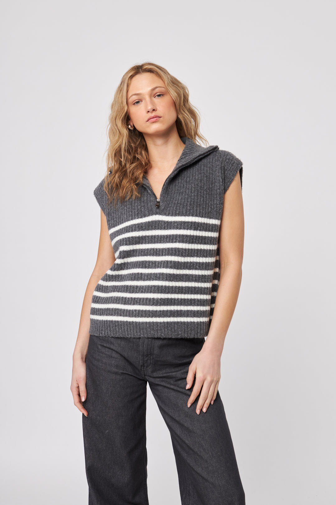 JOHN + JENN - WOMENS SWEATER OTTO