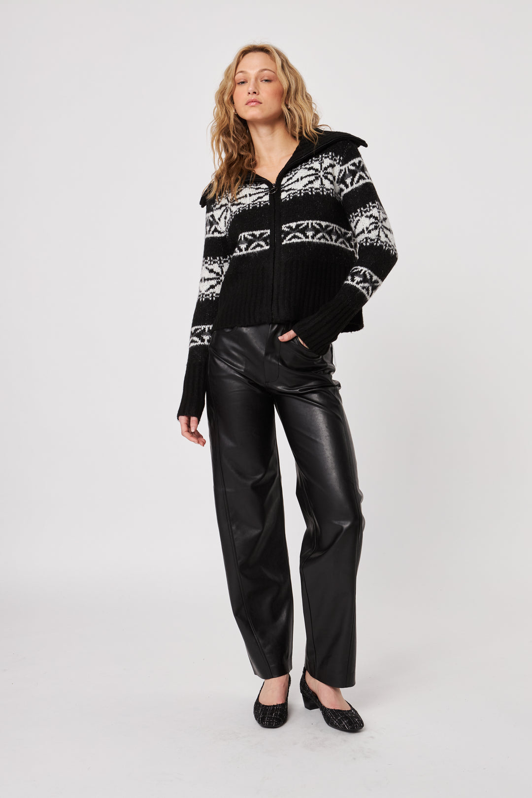 JOHN + JENN - WOMEN'S MAXIM SWEATER