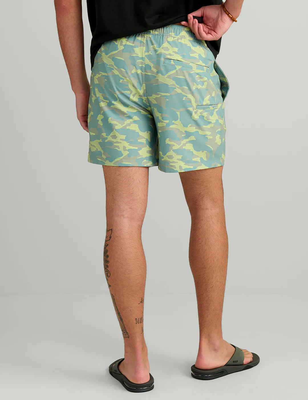 HUK - MEN'S PURSUIT PRINTED VOLLEY