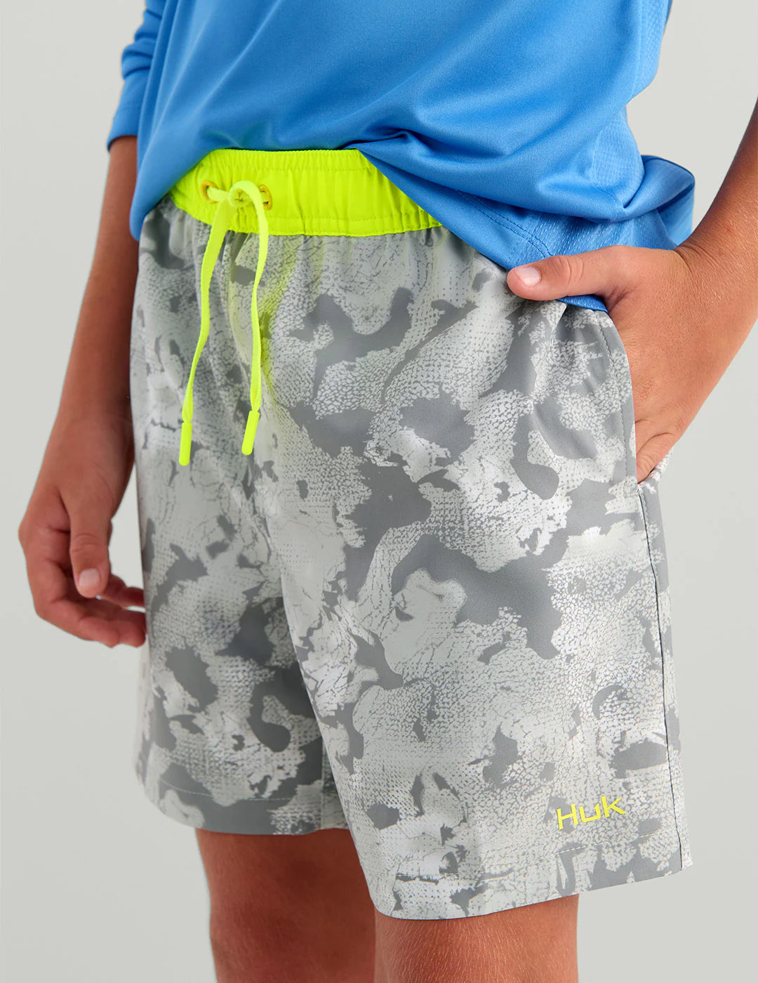 HUK - KIDS PURSUIT KC PRINTED VOLLEY SHORT