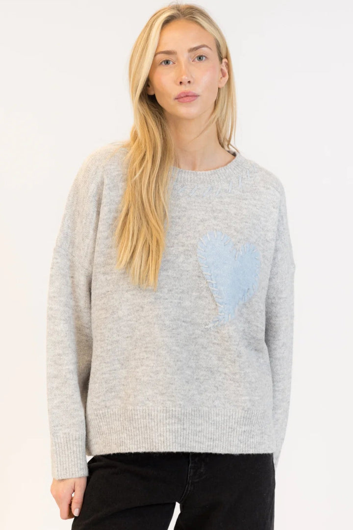 LYLA & LUXE - WOMEN'S HEART SWEATER