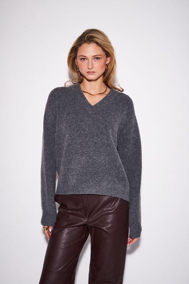 JOHN & JENN - CHARLIE SWEATER
